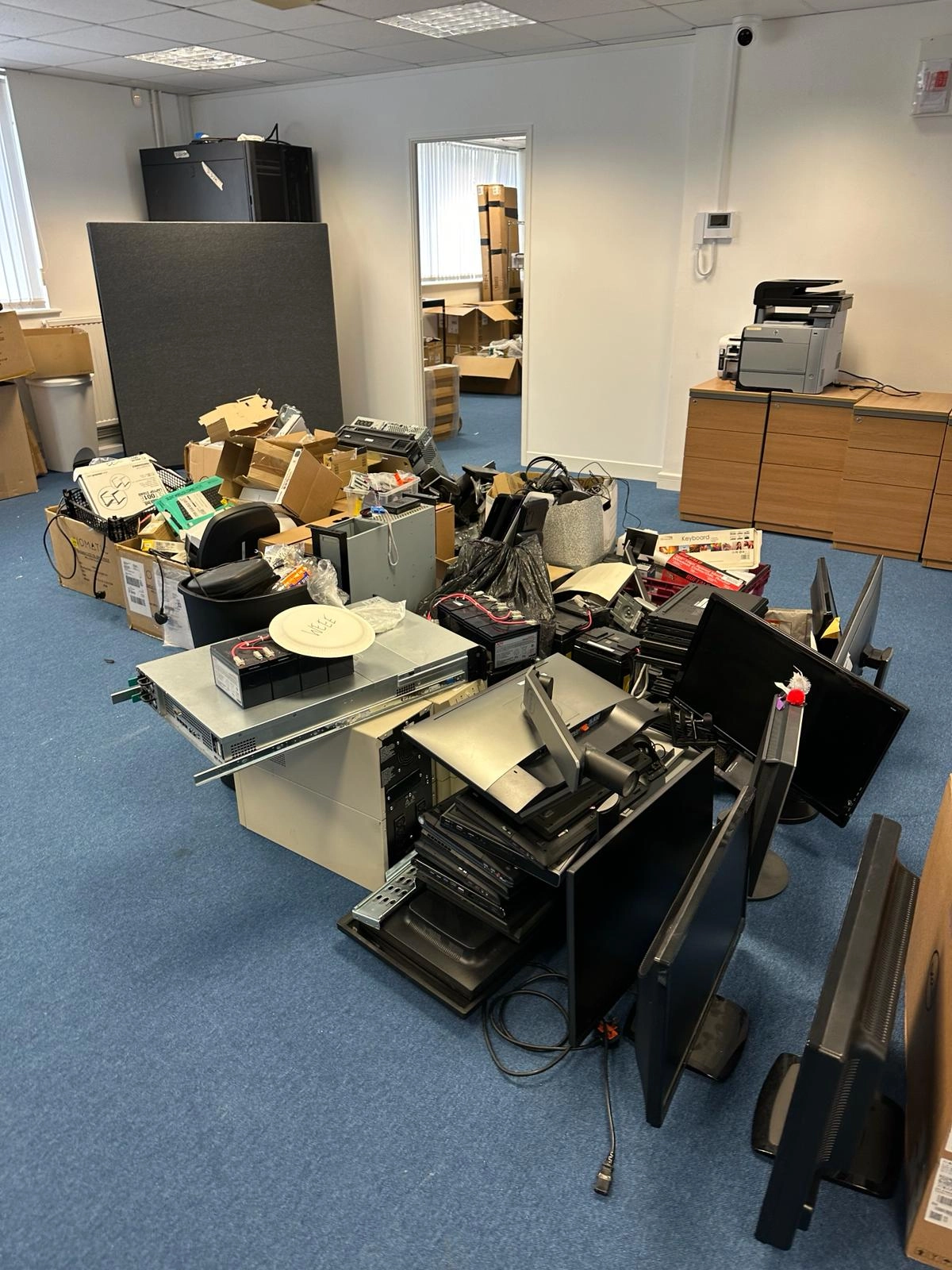 box-cluttering